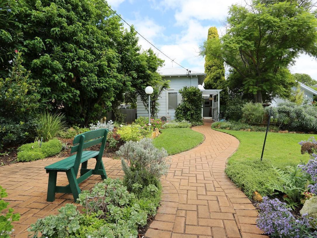 בסלטון Jacaranda Guest House מראה חיצוני תמונה