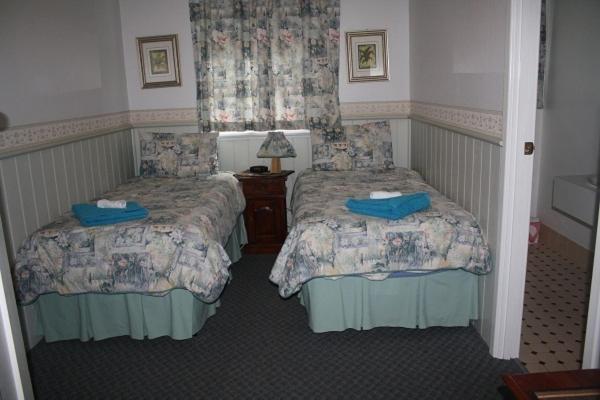 בסלטון Jacaranda Guest House חדר תמונה