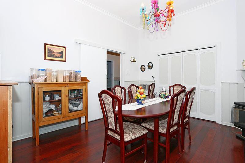 בסלטון Jacaranda Guest House מראה חיצוני תמונה
