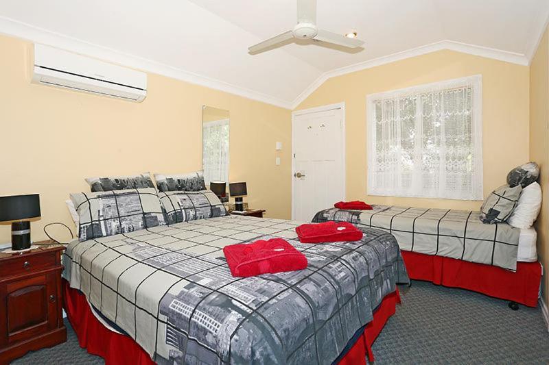 בסלטון Jacaranda Guest House מראה חיצוני תמונה